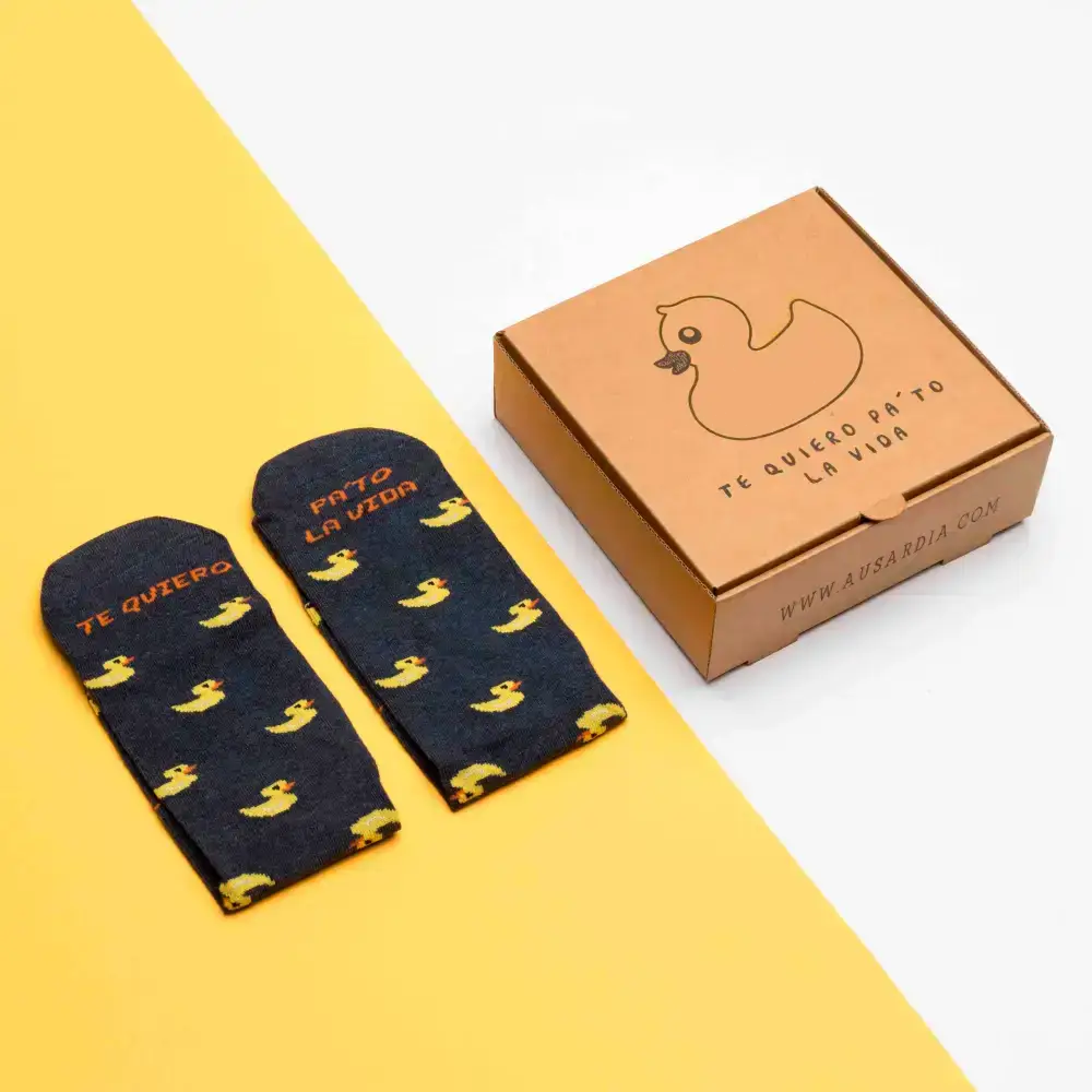 regalar calcetines con mensaje pato la vida
