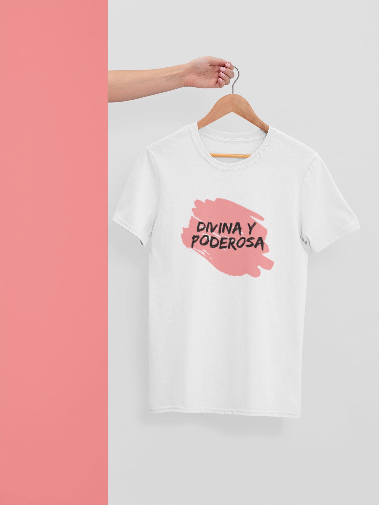 DIVINA Y PODEROSA - AUSARDIA