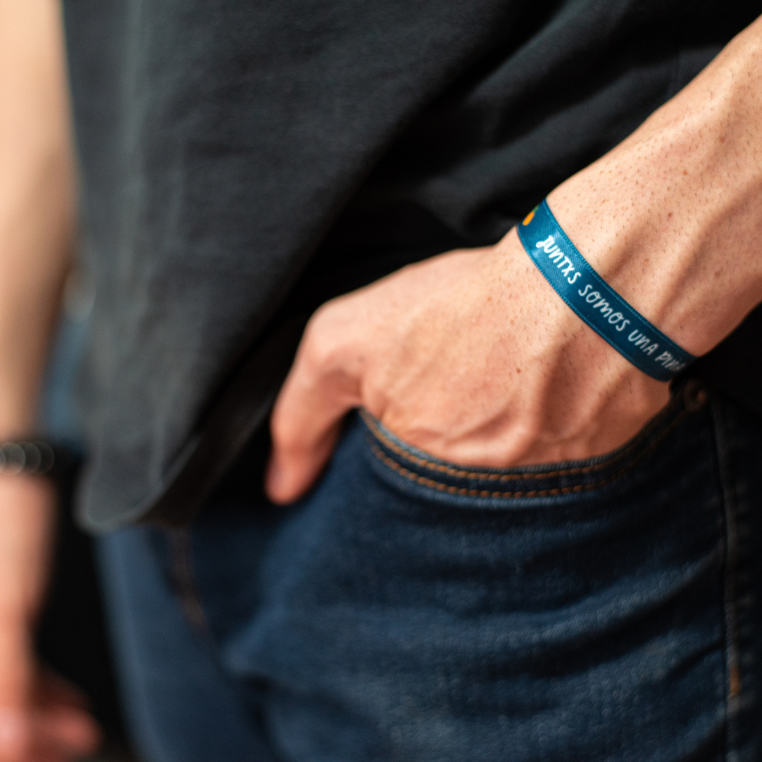 PACK "JUNTXS SOMOS UNA PIÑA" + PULSERAS