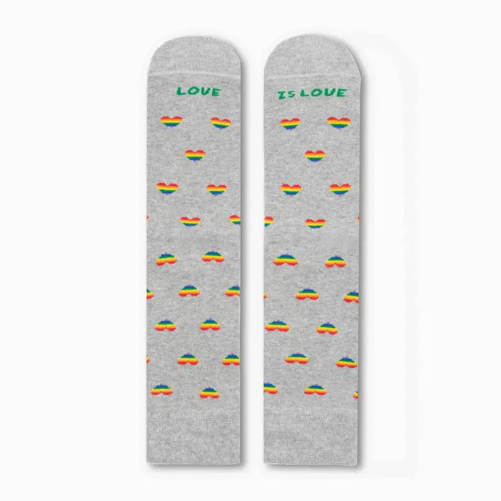 Calcetines Love Is Love - Regalo Orgullo LGTBIQ+ con caja kraft personalizable