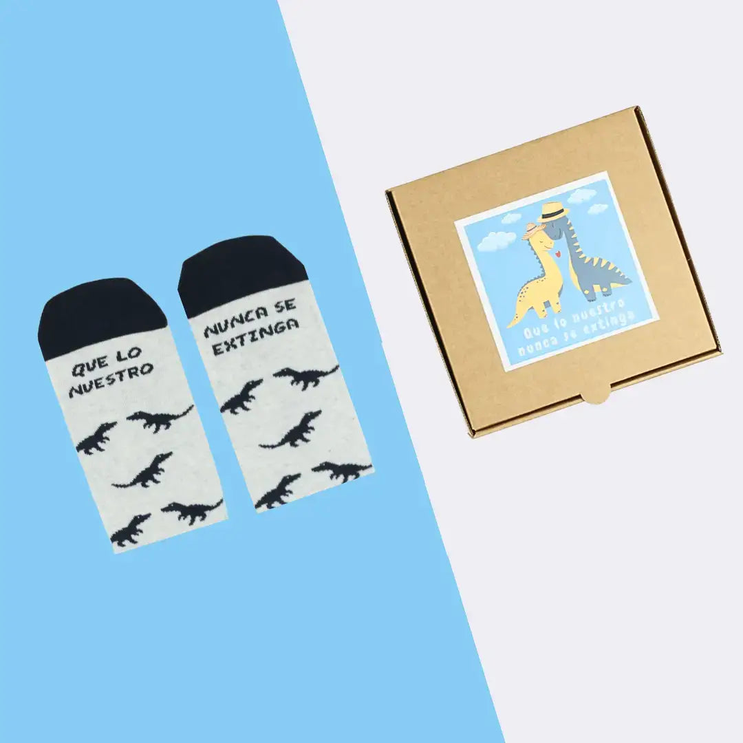 CALCETINES ’QUE LO NUESTRO NUNCA SE EXTINGA’ - Calcetines