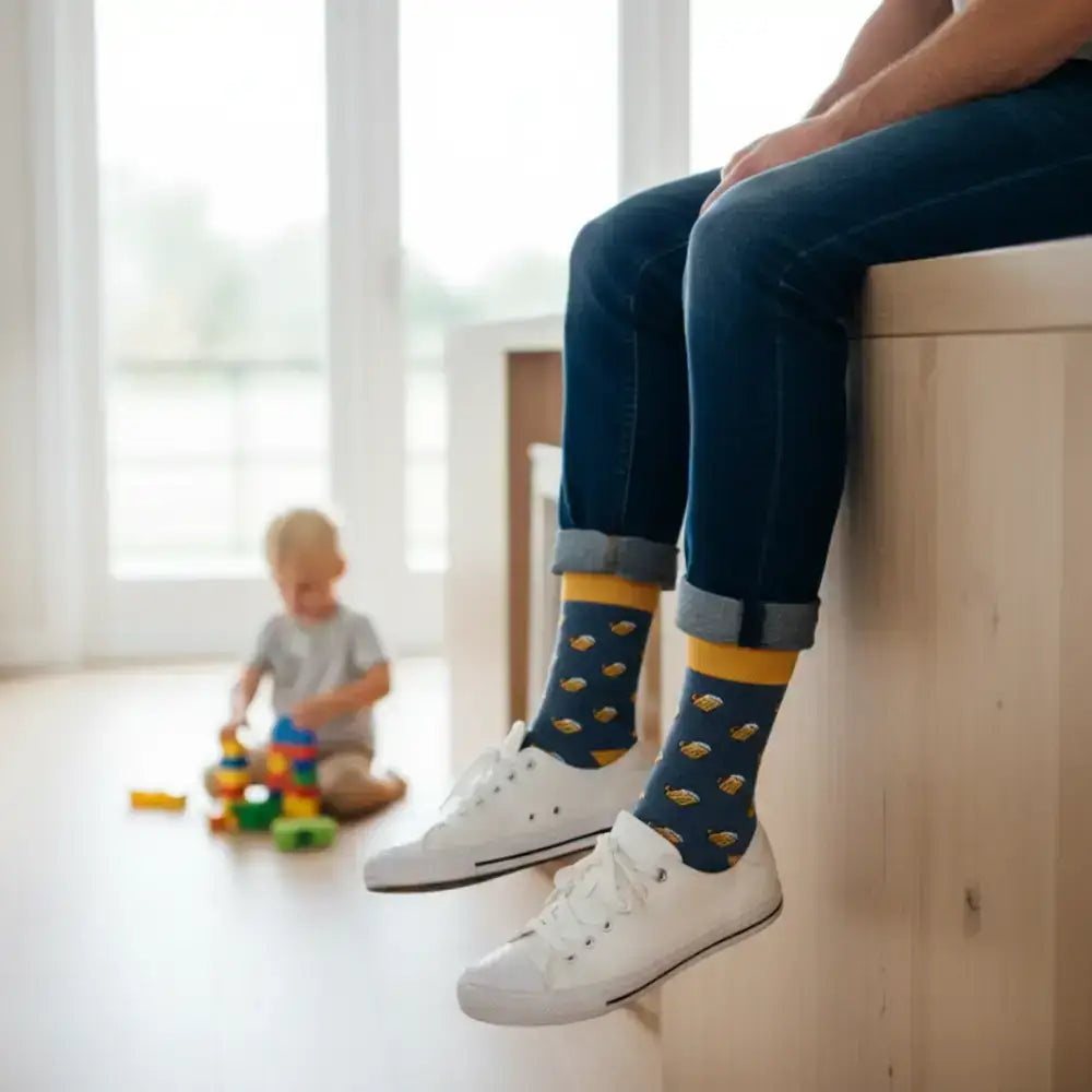 Calcetines divertidos con mensaje cervezas. Regalo para padres